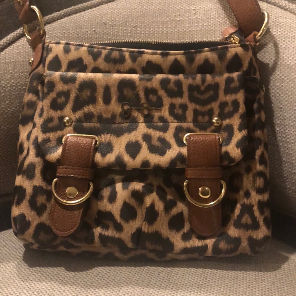 🐯👜Jessica Simpson leopard purse- new without tags .